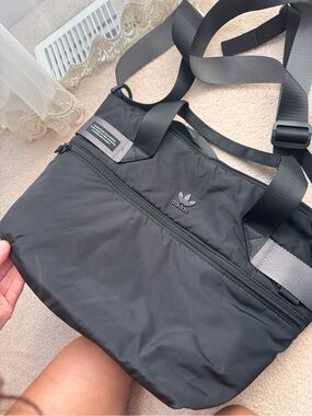 adidas Black Nylon Messenger Crossbody Bag